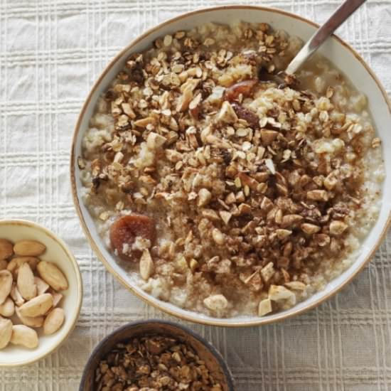 Ultimate Guide to WFPB Oatmeal - Recipe photo by anarchycuisine