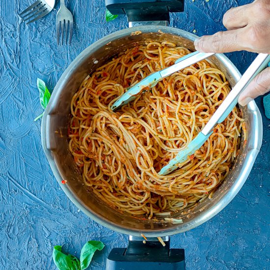 Easy Red Pesto Pasta - Recipe photo by Sheeba@gohealthy