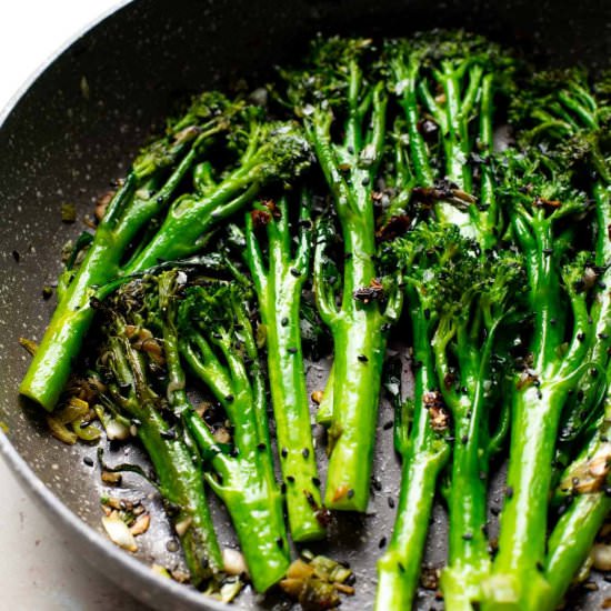 10-Minute Broccoletti In a Pan - Recipe photo by myveganminimalist