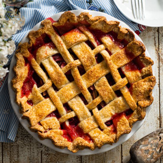 Strawberry Rhubarb Pie - Recipe photo by rhubarbandcod
