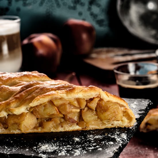 Apple Strudel Recipe - Recipe photo by suncakemom