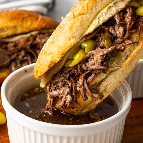 Slow Cooker Italian Beef Sandwiches - Recipe photo by cookingjar