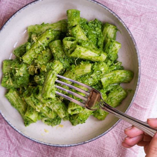 Broccoli Pasta (Green Pasta) - Recipe photo by Sixhungryfeet