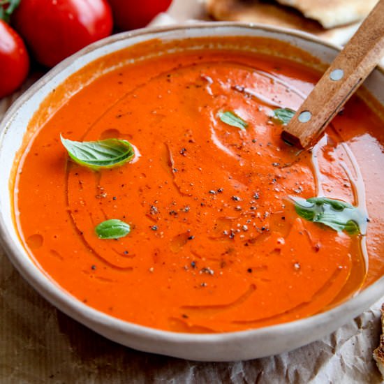 Roasted Tomato Soup - Recipe photo by jernejkitchen