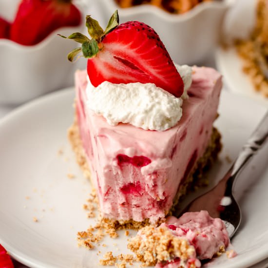 strawberry pretzel pie - Recipe photo by freshaprilflours