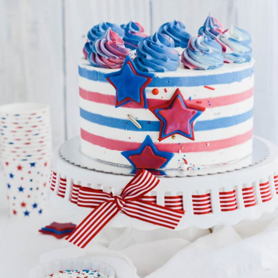 Stars and Stripes Vanilla Cake - Recipe photo by TheCakeChica