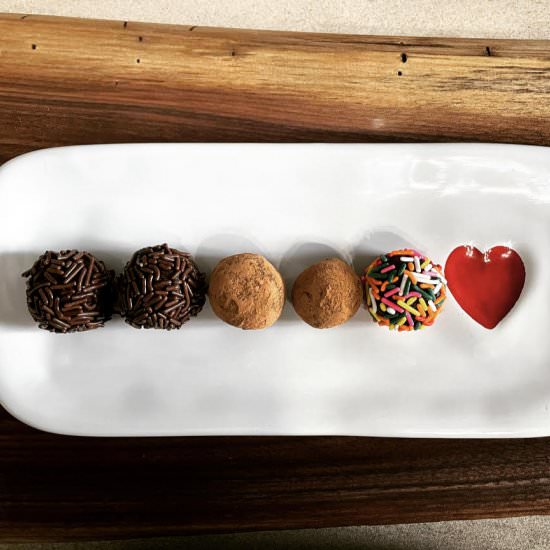 Chocolate Cake Mix Truffles - Recipe photo by tequila.and.flour