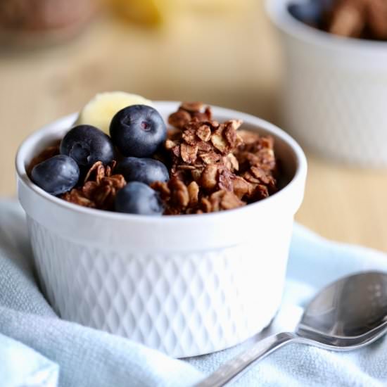 Easy Dark Chocolate Granola Recipe - Recipe photo by theconscientiouseater