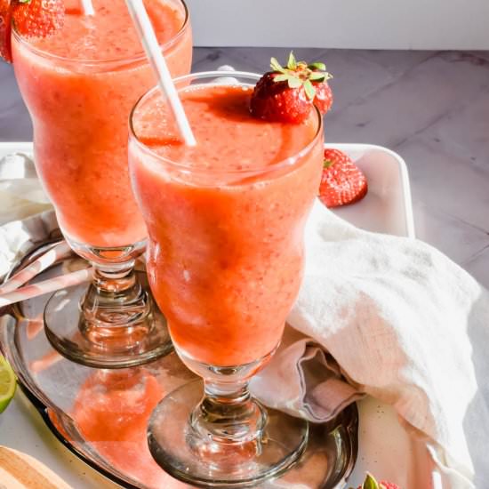 Strawberry Mango Daiquiri - Recipe photo by apaigeofpositivity
