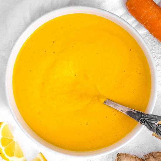 Easy Carrot Ginger Dressing - Recipe photo by theplantbasedschool