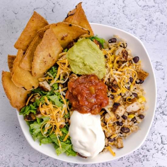 Chipotle Chicken Burrito Bowls - Recipe photo by whippeditup