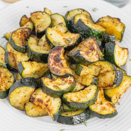 12-min Air Fryer Zucchini - Recipe photo by theplantbasedschool