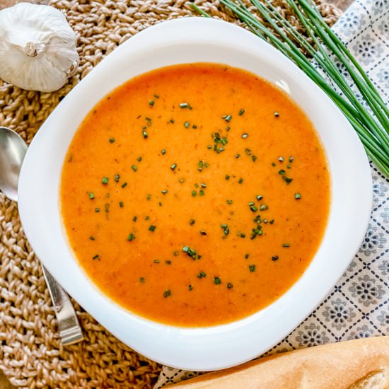 5 Minute Creamy White Bean Soup - Recipe photo by Spain on a Fork