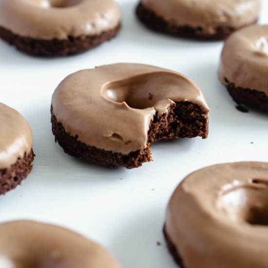 Keto Gluten Free Chocolate Donuts - Recipe photo by fitandfull
