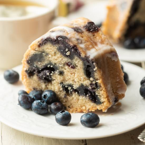 Vegan Blueberry Cake - Recipe photo by Connoisseurus Veg