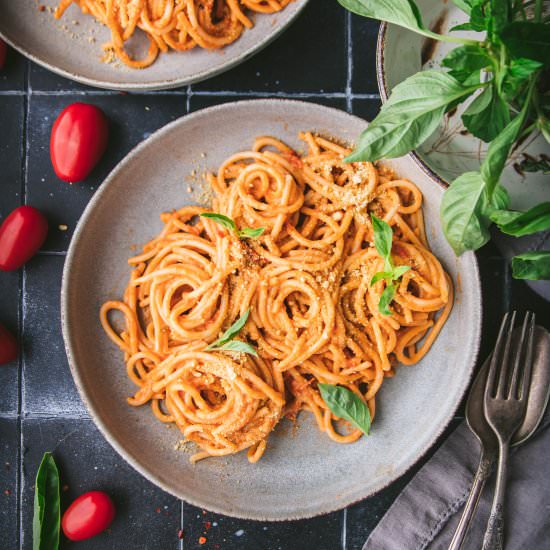 Cherry Tomato Pasta Alla vodka - Recipe photo by emily_garlichead