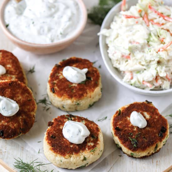 Blue Crab Cakes with Coleslaw - Recipe photo by farmflavor