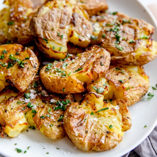 Roasted Smashed Potatoes - Recipe photo by jernejkitchen