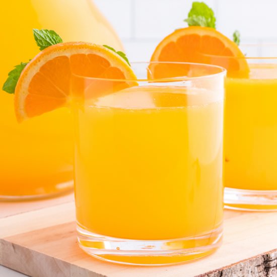Homemade Orangeade - Recipe photo by familyfreshmeals