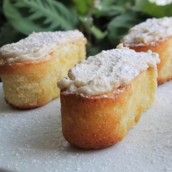The OG Snack Cake (faux Twinkies) - Recipe photo by MyRecipeReviews