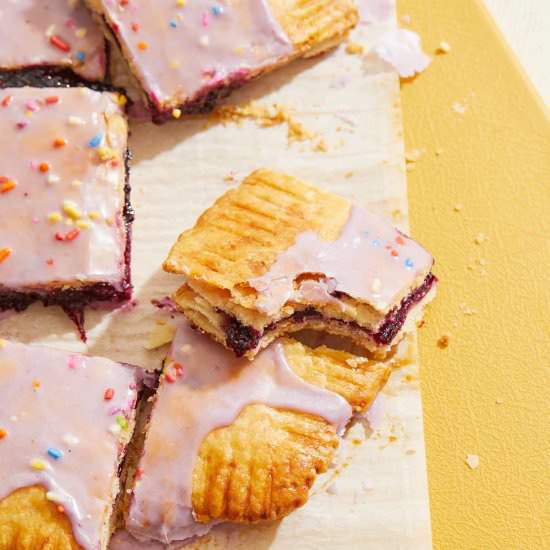 Blueberry Pop Tart - Recipe photo by peanutbutterpluschocolate