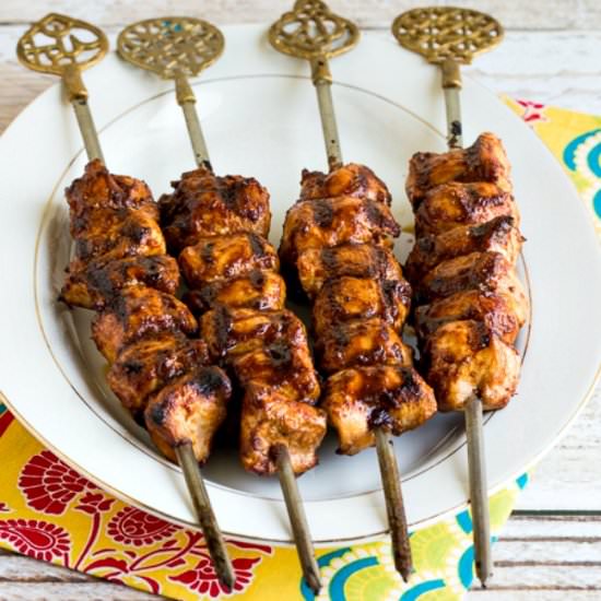 Sriracha Grilled Chicken Kabobs - Recipe photo by kalynskitchen