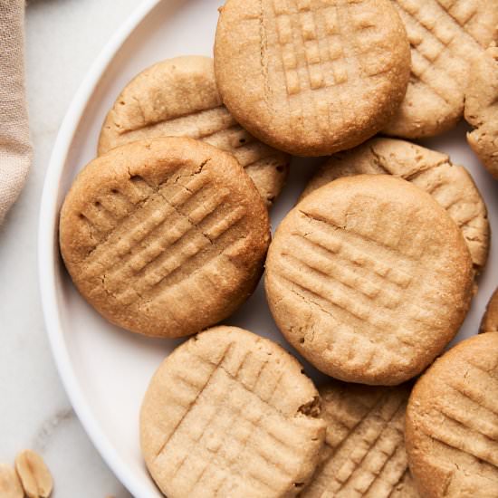 Vegan Peanut Butter Cookies - Recipe photo by brokebankvegan