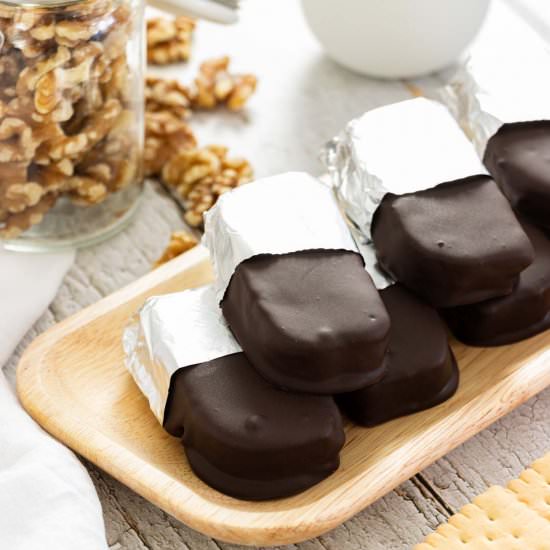 Greek Walnut-filled Chocolates - Recipe photo by fooodlove