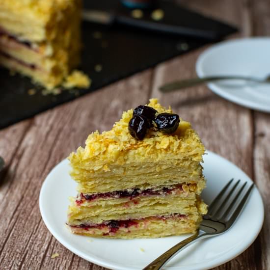 Napoleon Cake (Napolyeon Tort) - Recipe photo by somebodyfeedseb