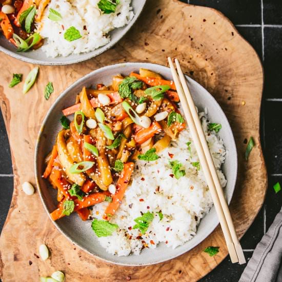 Watermelon Rind Stir Fry - Recipe photo by emily_garlichead
