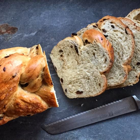 Orange Raisin Challah - Recipe photo by uglyducklingbakery
