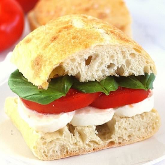 caprese sandwich - Recipe photo by nowcookthis