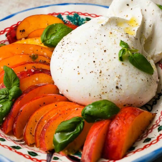 Peach and Burrata Caprese Salad - Recipe photo by lindseyeatsla