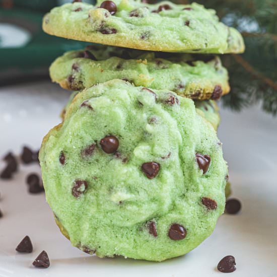 Peppermint Shortbread Cookies - Recipe photo by Happy Holiday Recipes