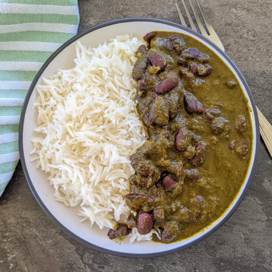 Spinach & red kidney beans curry - Recipe photo by vegbyswati
