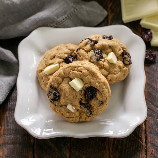 Oatmeal Cherry Cookies - Recipe photo by thatskinnychickcanbake