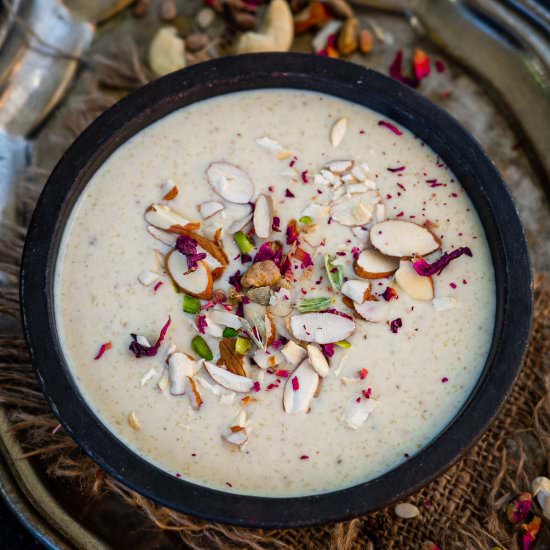 Thandai Phirni - Recipe photo by Whiskaffair
