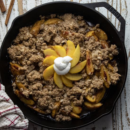Healthy Peach Crisp - Recipe photo by Jillianshealthfuleats