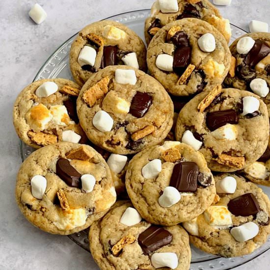 Vegan S'mores Cookies - Recipe photo by serenetrail