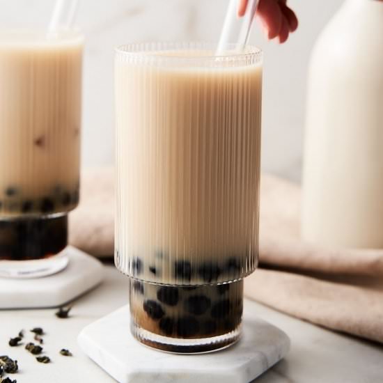 Oolong boba tea - Recipe photo by brokebankvegan