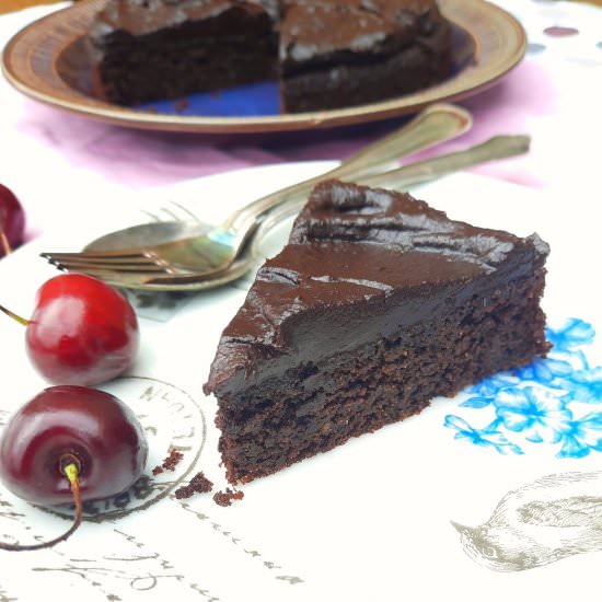 Chocolate Cake (no refined sugar) - Recipe photo by thespeltkitchen