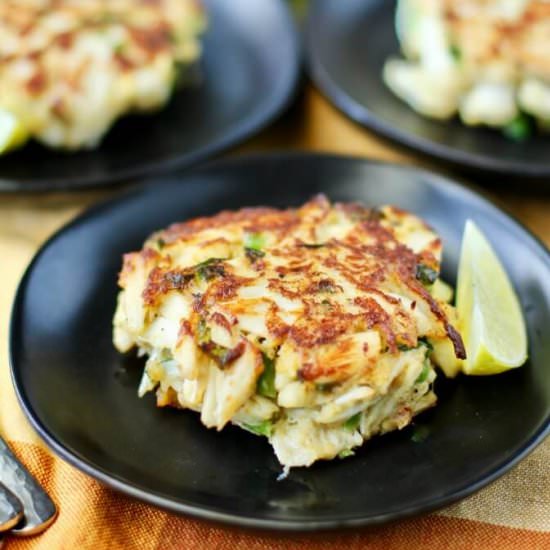 Crab Cakes with Jalapeño Aioli - Recipe photo by karenskitchenstories