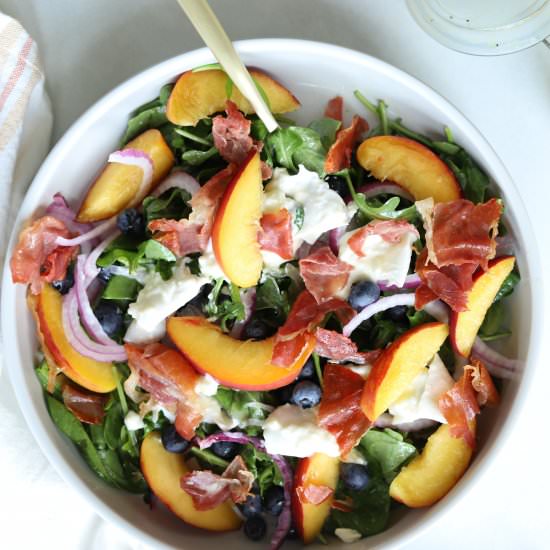 Peach Burrata Salad - Recipe photo by simplymadeeats