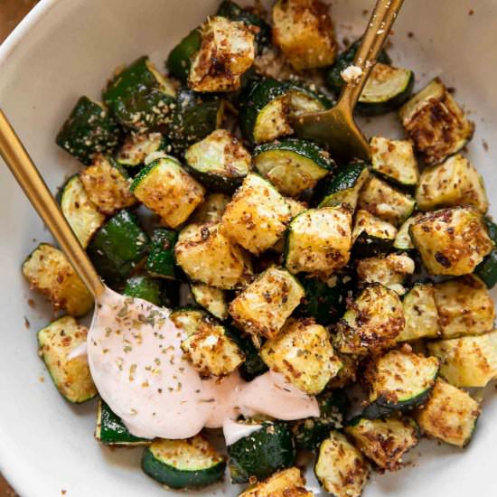 Crispy Air Fryer Zucchini - Recipe photo by Jar Of Lemons