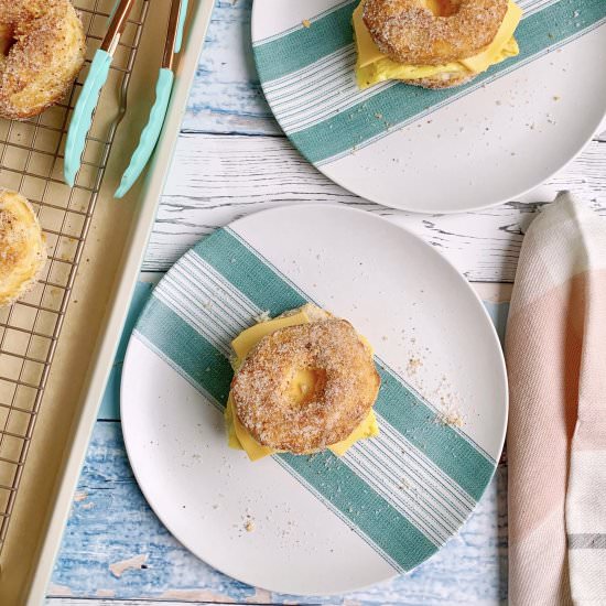 Air Fryer Biscuit Donut Sandwich - Recipe photo by Theyummymuffin