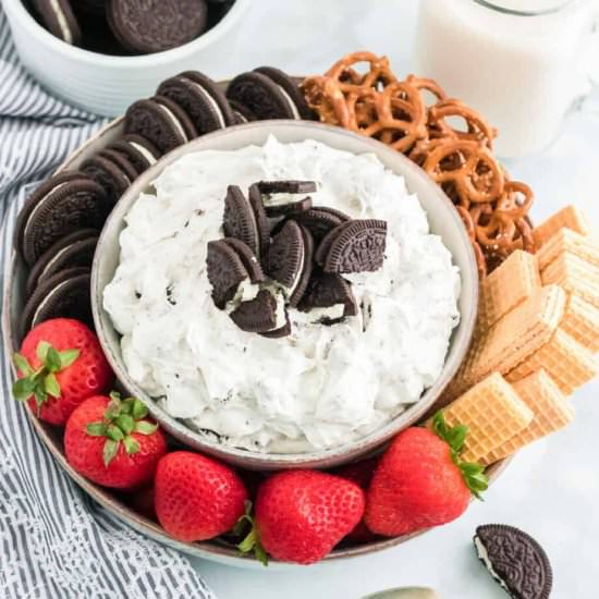 Oreo Dip (Cookies & Cream Dip!) - Recipe photo by OnMyKidsPlate