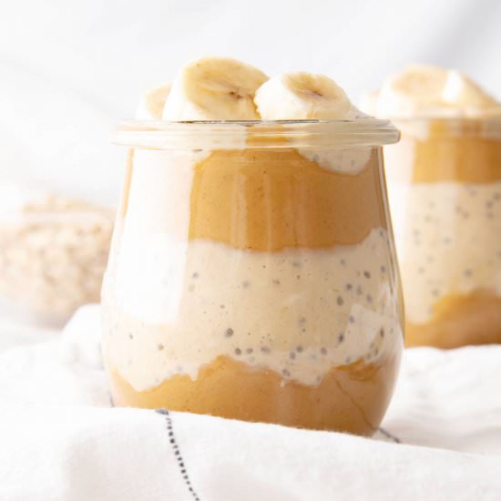 Peanut Butter Banana Overnight Oats - Recipe photo by beamingbaker