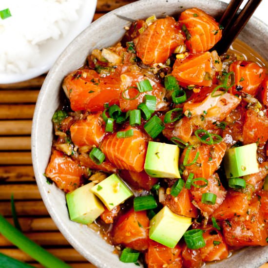 salmon poke bowl - Recipe photo by chewoutloud