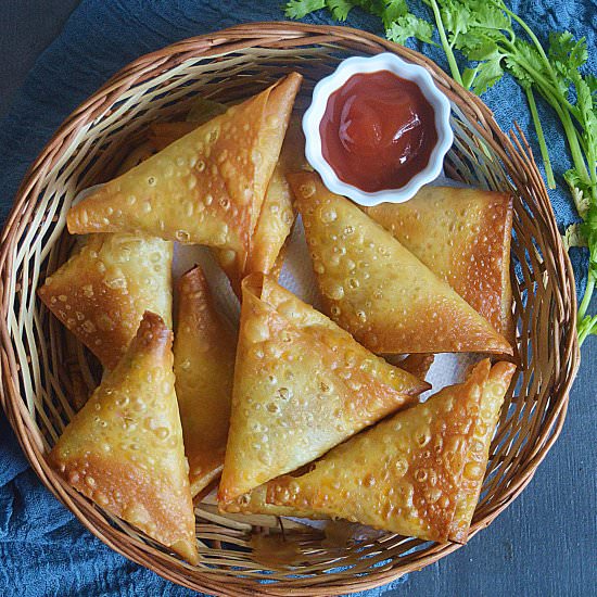 Chicken Keema Samosa - Recipe photo by Sharmila Kingsly