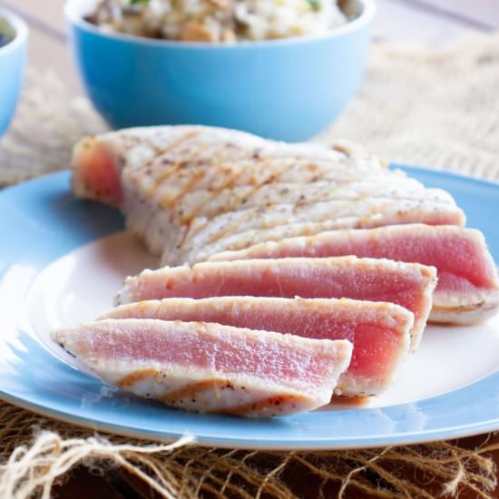 Tuna steak - Recipe photo by mecooks.com